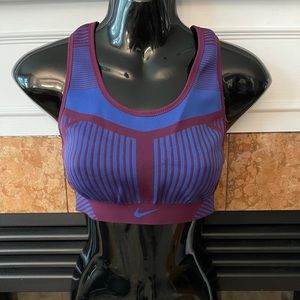 Nike Knit Sports Bra